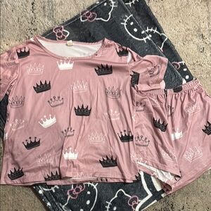 Pink Crown Print Pajama Set